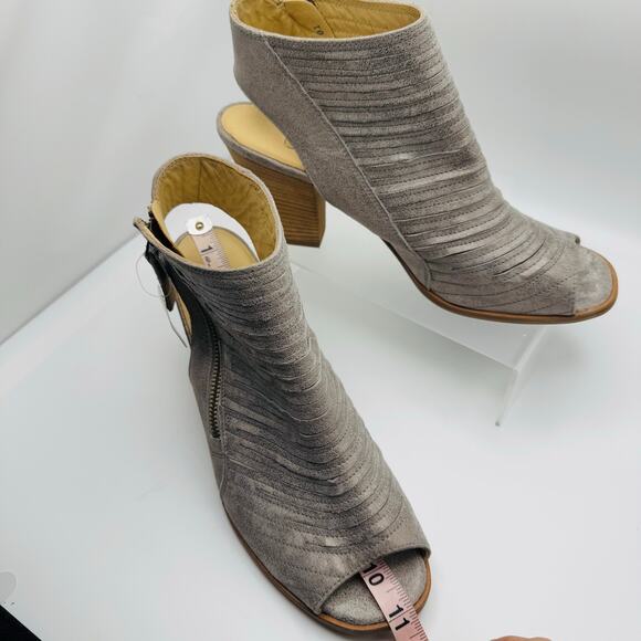 Paul Green in  metallic gray  Cayanne Peep Toe High Heel Booties 8 (US 10.5) - Picture 14 of 16